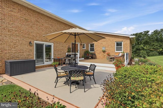 530 E MOUNTAIN RD, Knoxville, MD 21758