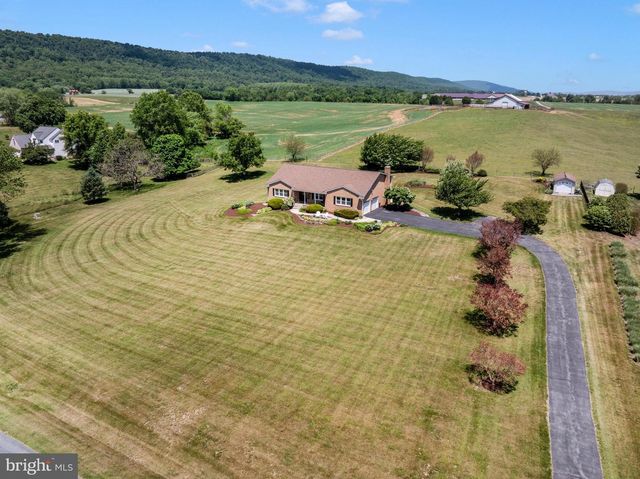 530 E MOUNTAIN RD, Knoxville, MD 21758