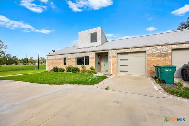 2819 Lone Oak Drive, Belton, TX 76513
