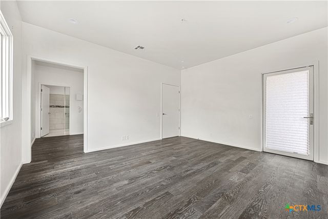2819 Lone Oak Drive, Belton, TX 76513