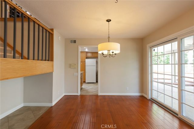 5 Petersburg, Irvine, CA 92620