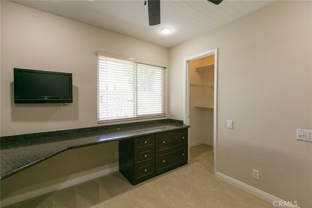 5 Petersburg, Irvine, CA 92620