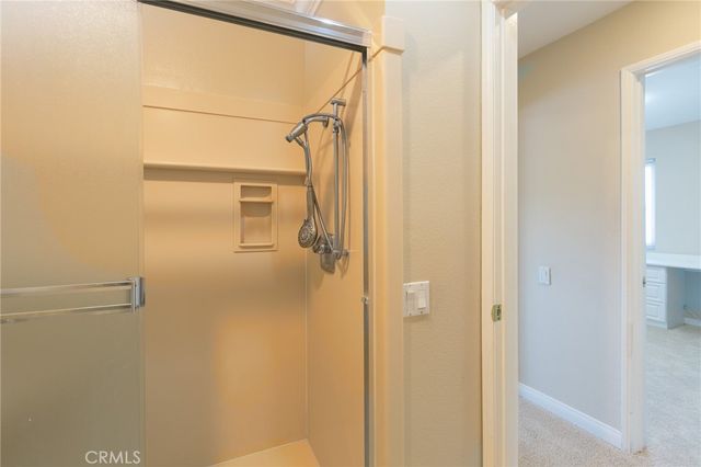 5 Petersburg, Irvine, CA 92620