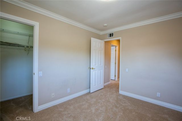 5 Petersburg, Irvine, CA 92620