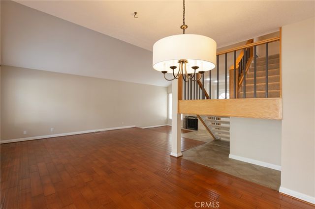 5 Petersburg, Irvine, CA 92620