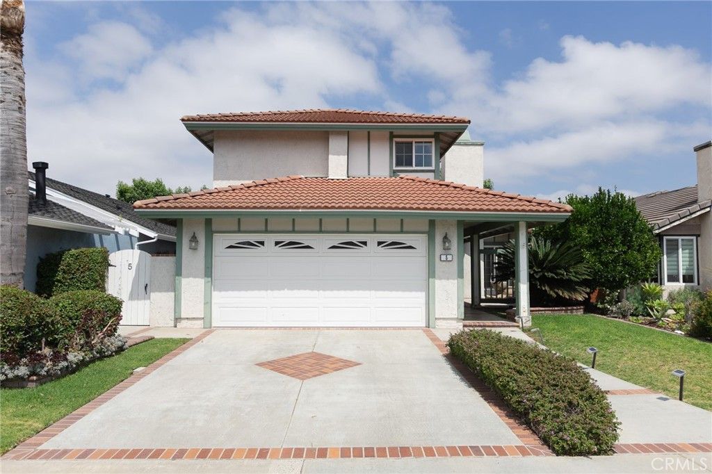 5 Petersburg, Irvine, CA 92620