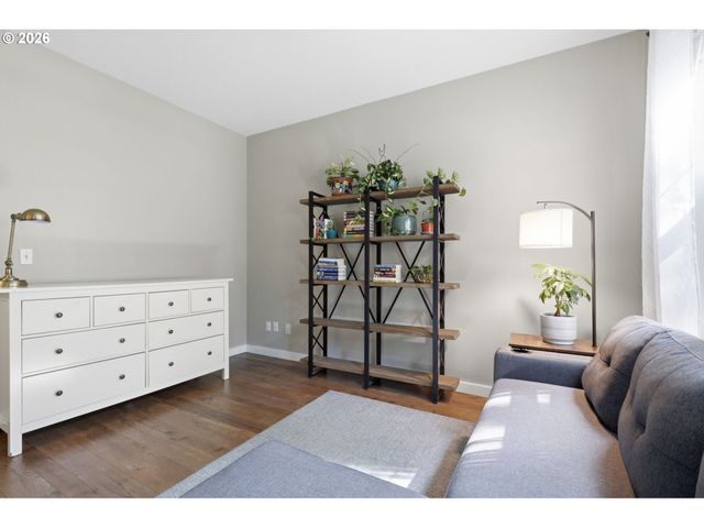 3416 Se ALEXANDER St, Hillsboro, OR 97123