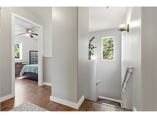 3416 Se ALEXANDER St, Hillsboro, OR 97123