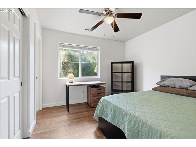 3416 Se ALEXANDER St, Hillsboro, OR 97123