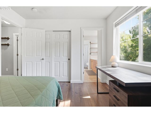 3416 Se ALEXANDER St, Hillsboro, OR 97123