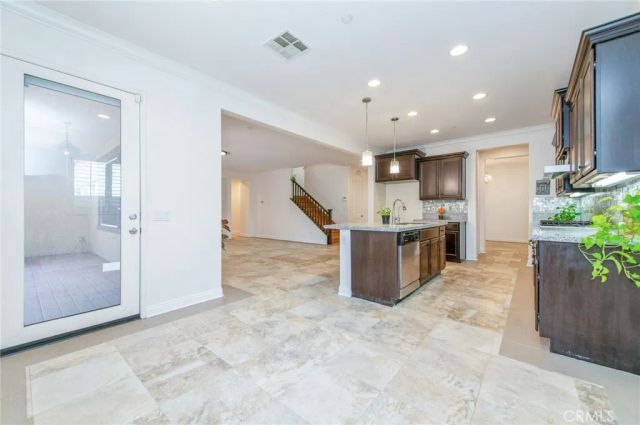 13925 Barnett, Eastvale, CA 92880