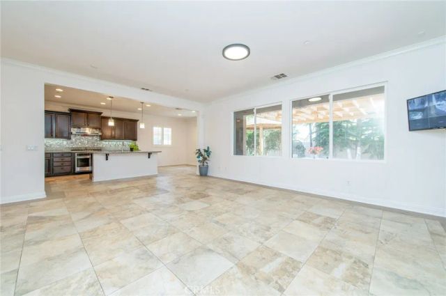 13925 Barnett, Eastvale, CA 92880