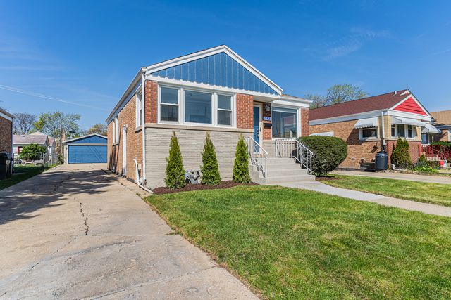 342 31st Avenue, Bellwood, IL 60104