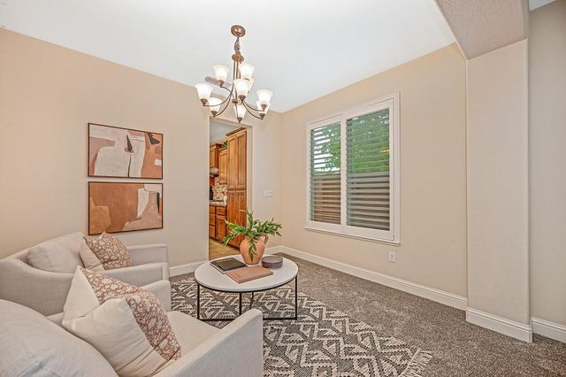 9841 Shanelyn Way, Elk Grove, CA 95757