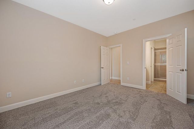 9841 Shanelyn Way, Elk Grove, CA 95757