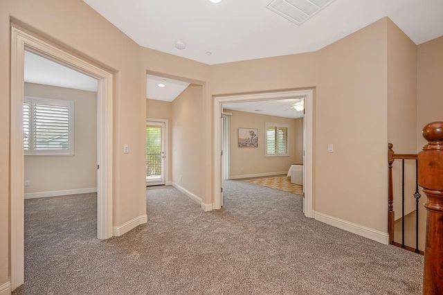 9841 Shanelyn Way, Elk Grove, CA 95757