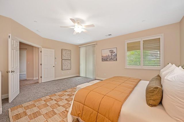 9841 Shanelyn Way, Elk Grove, CA 95757