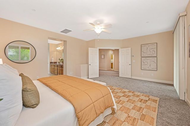 9841 Shanelyn Way, Elk Grove, CA 95757