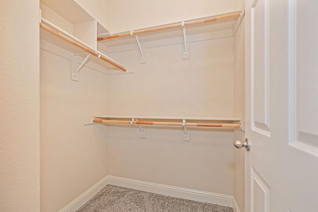 9841 Shanelyn Way, Elk Grove, CA 95757