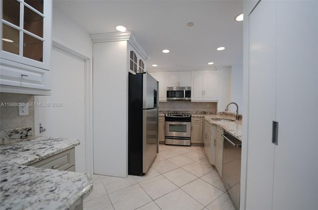 151 Crandon Blvd 320, Key Biscayne, FL 33149