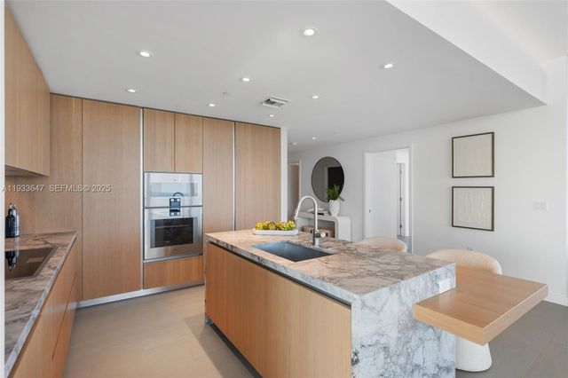 500 Alton 3201, Miami Beach, FL 33139