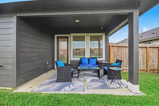 8830 Colicroot Drive, Rosharon, TX 77583