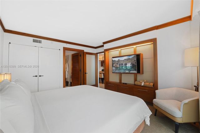 6801 Collins Avenue 503, Miami Beach, FL 33141