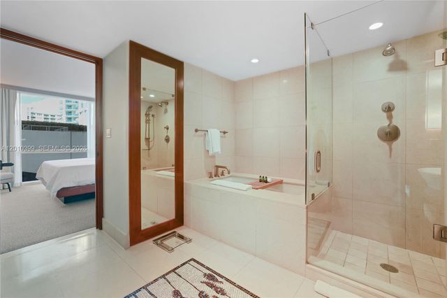 6801 Collins Avenue 503, Miami Beach, FL 33141