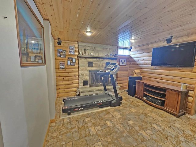 145 Forest Lane, Montello, WI 53949