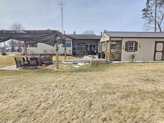 145 Forest Lane, Montello, WI 53949