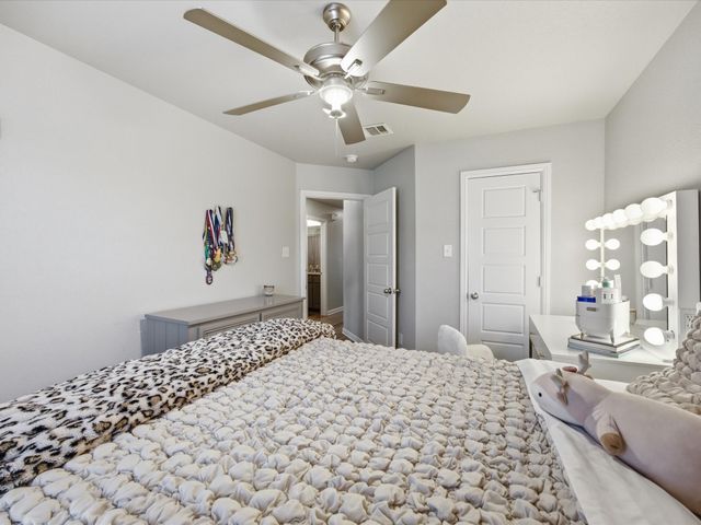 617 County Road 3341, Paradise, TX 76073