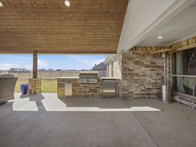 617 County Road 3341, Paradise, TX 76073