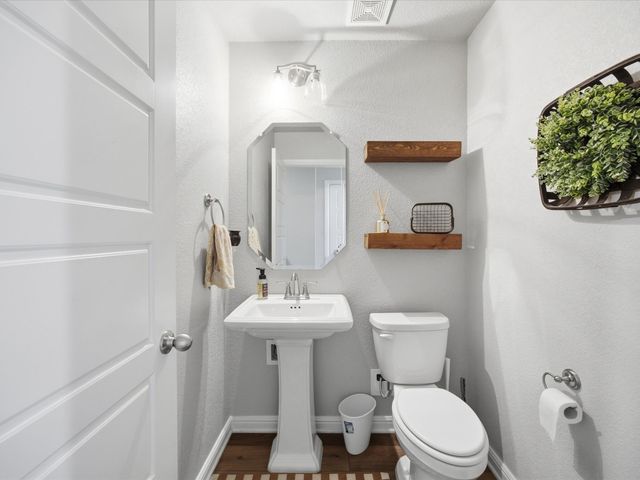 617 County Road 3341, Paradise, TX 76073