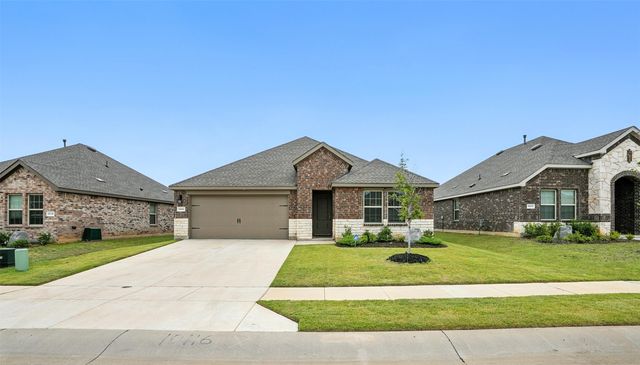 10116 Autumn Leaves Lane, Aubrey, TX 76227