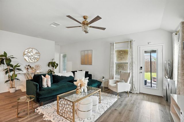 10116 Autumn Leaves Lane, Aubrey, TX 76227