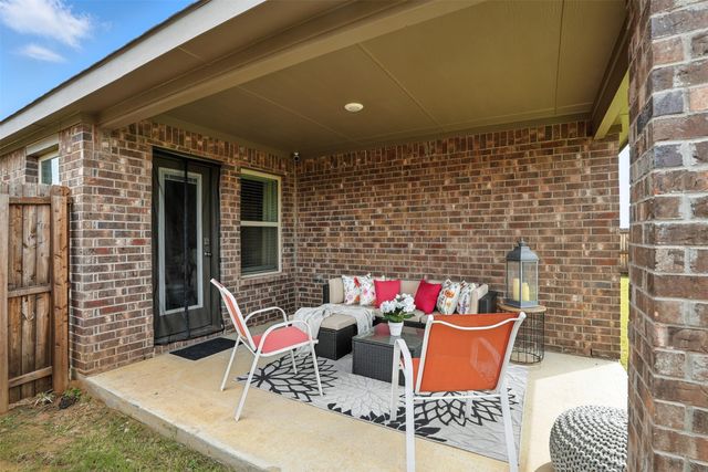 10116 Autumn Leaves Lane, Aubrey, TX 76227