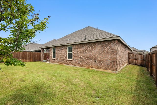 10116 Autumn Leaves Lane, Aubrey, TX 76227