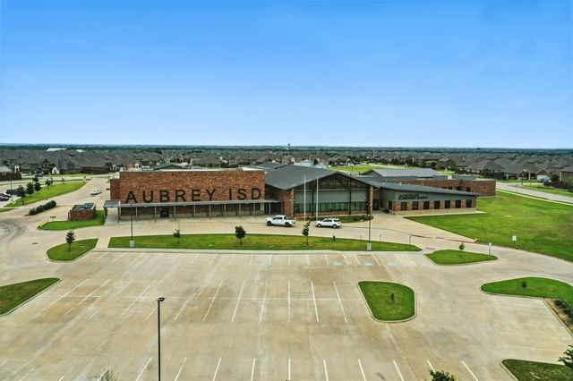10116 Autumn Leaves Lane, Aubrey, TX 76227
