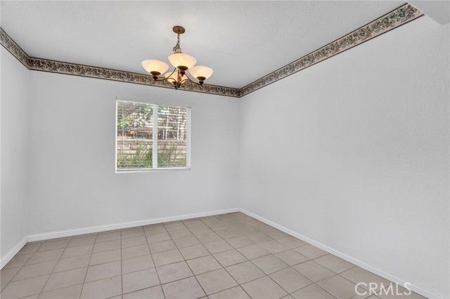 9155 Cedros Avenue 12, Panorama City (los Angeles), CA 91402