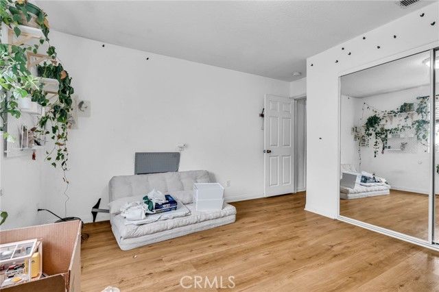 9155 Cedros Avenue 12, Panorama City (los Angeles), CA 91402