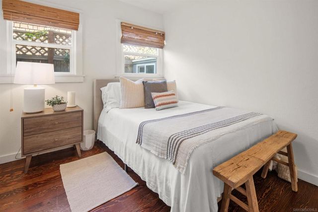 950 Olive Ave, Coronado, CA 92118