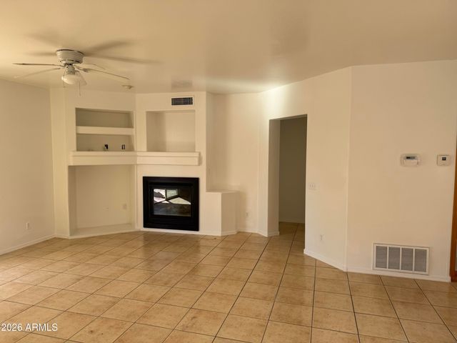 6135 W NAVAJO Drive, Glendale, AZ 85302