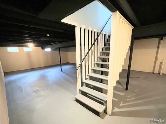 4018 Southbridge Drive, St Peters, MO 63376