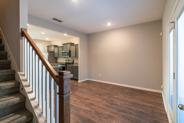 701 Bradburn Village Way, Antioch, TN 37013