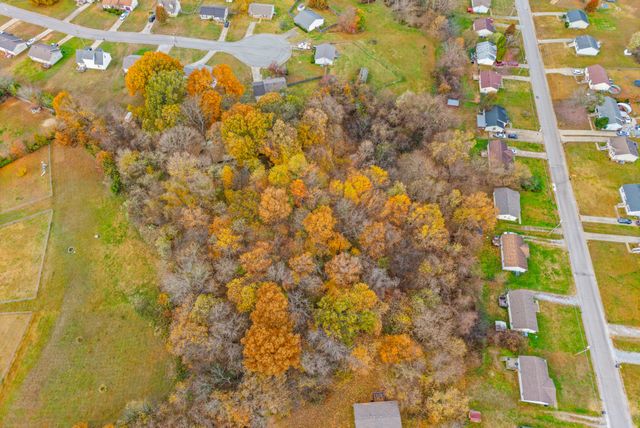 976 Van Buren Ave, Oak Grove, KY 42262