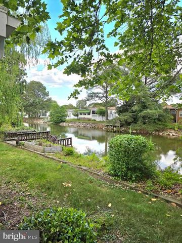 2 COASTAL DR, Berlin, MD 21811