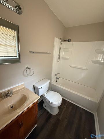 3021 Deerfield Road, Huntsville, AL 35810