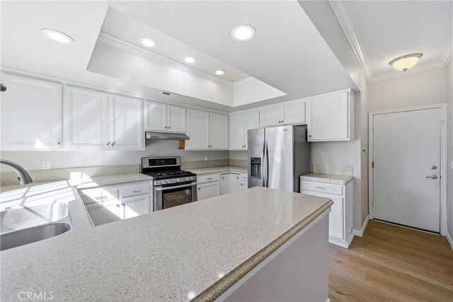 2603 Elden Avenue H, Costa Mesa, CA 92627