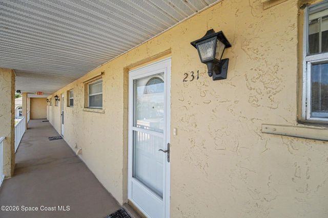 2135 N Courtenay Parkway 231d, Merritt Island, FL 32953