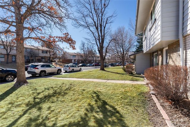 1233 S Troy Street, Aurora, CO 80012